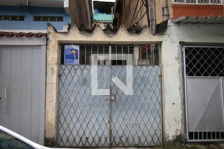 Apartamento para alugar com 65m², 2 quartos e sem vagaFachada 