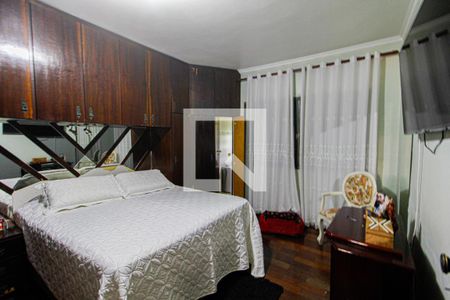 Quarto Suíte 1 de casa à venda com 5 quartos, 390m² em Jardim Jamaica, Santo André