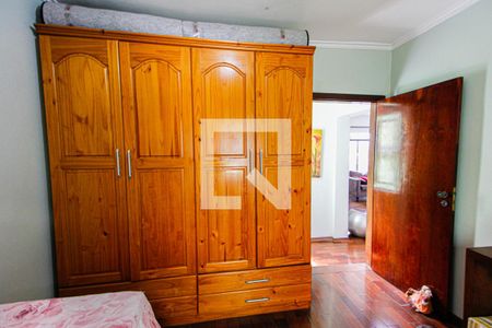 Casa à venda com 390m², 5 quartos e 4 vagasQuarto 2