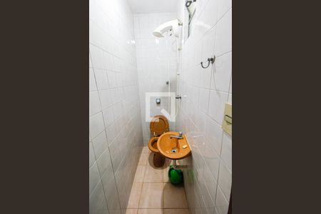 Casa à venda com 390m², 5 quartos e 4 vagasBanheiro Quarto 4