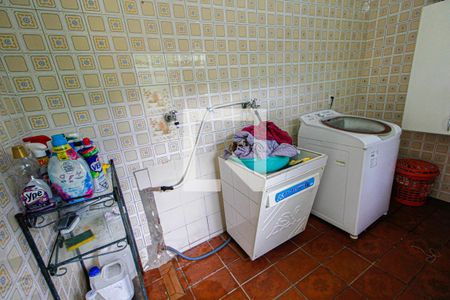 Casa à venda com 390m², 5 quartos e 4 vagasÁrea de Serviço