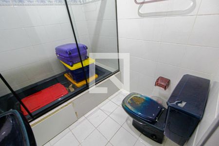 Banheiro da Suíte 1 de casa à venda com 5 quartos, 390m² em Jardim Jamaica, Santo André