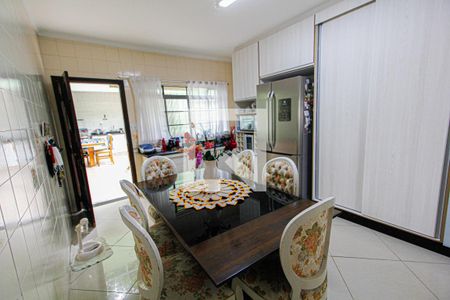 Casa à venda com 390m², 5 quartos e 4 vagasCozinha