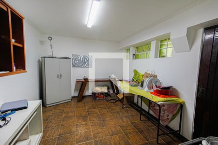 Casa à venda com 390m², 5 quartos e 4 vagasQuarto 5