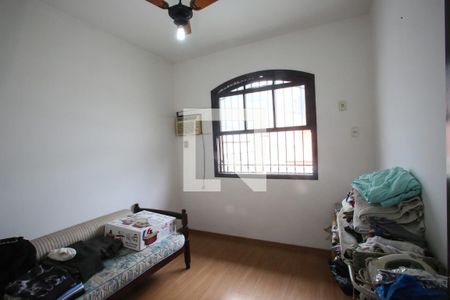 Casa à venda com 290m², 4 quartos e 3 vagasQuarto 2