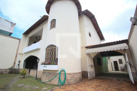 Casa à venda com 290m², 4 quartos e 3 vagasJardim