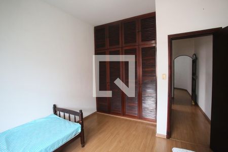 Casa à venda com 290m², 4 quartos e 3 vagasQuarto 3