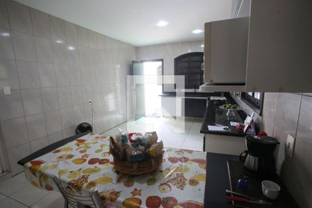 Casa à venda com 290m², 4 quartos e 3 vagasCozinha
