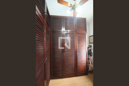 Casa à venda com 290m², 4 quartos e 3 vagasCloset da Suíte 1