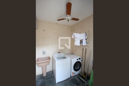 Casa à venda com 290m², 4 quartos e 3 vagasÁrea de Serviço