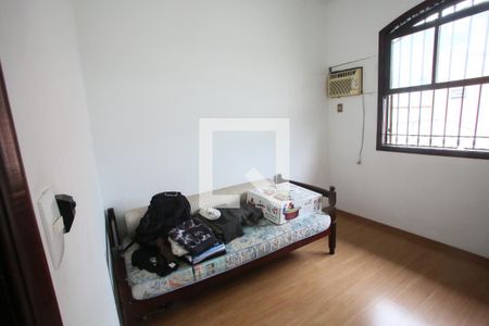 Casa à venda com 290m², 4 quartos e 3 vagasQuarto 2