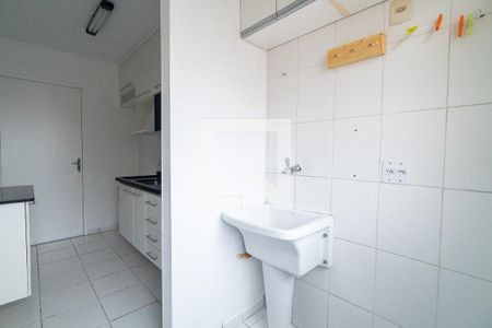 Apartamento para alugar com 60m², 3 quartos e 1 vagaÁrea de Serviço