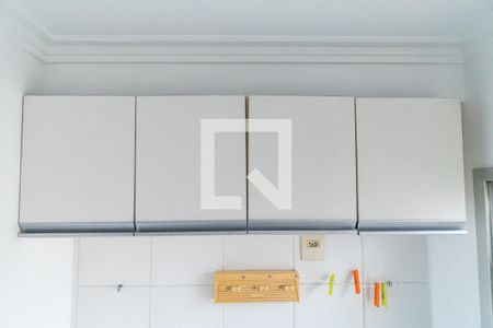 Apartamento para alugar com 60m², 3 quartos e 1 vagaÁrea de Serviço - Armário