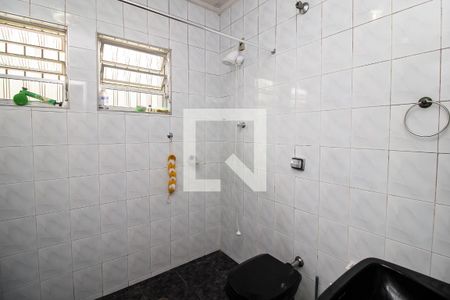 Casa à venda com 130m², 3 quartos e 2 vagasBanheiro 