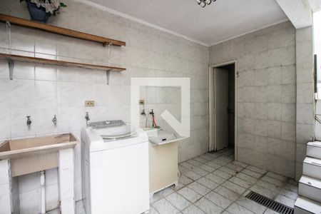 Casa à venda com 130m², 3 quartos e 2 vagasÁrea de Serviço