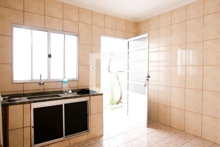 Casa à venda com 120m², 1 quarto e 2 vagasCozinha