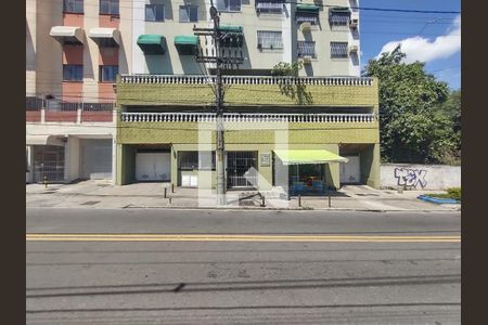 Fachada de apartamento para alugar com 2 quartos, 80m² em Rocha, São Gonçalo
