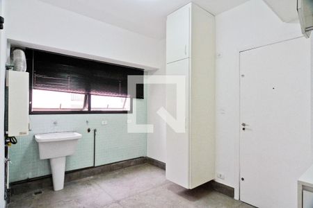 Apartamento à venda com 160m², 3 quartos e 2 vagas Apartamento à venda com 160m², 3 quartos e 2 vagasÁrea de Serviço