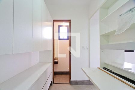 Apartamento à venda com 160m², 3 quartos e 2 vagas Apartamento à venda com 160m², 3 quartos e 2 vagasEscritório