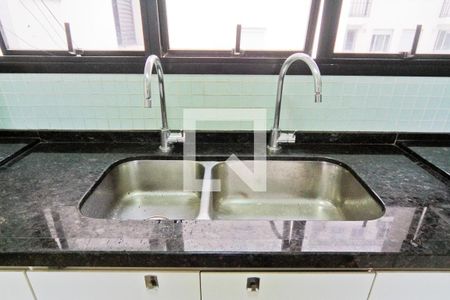 Apartamento à venda com 160m², 3 quartos e 2 vagas Apartamento à venda com 160m², 3 quartos e 2 vagasCozinha