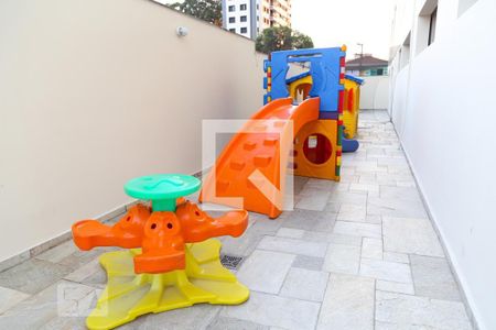 Apartamento à venda com 160m², 3 quartos e 2 vagas Apartamento à venda com 160m², 3 quartos e 2 vagasÁrea comum - Playground