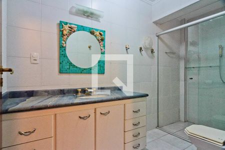 Apartamento à venda com 160m², 3 quartos e 2 vagas Apartamento à venda com 160m², 3 quartos e 2 vagasBanheiro da Suíte