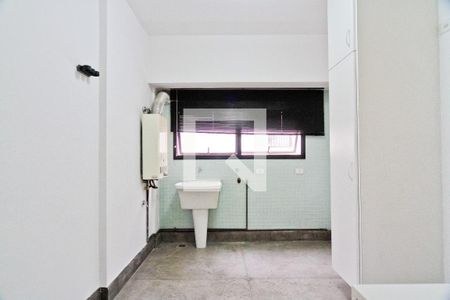 Apartamento à venda com 160m², 3 quartos e 2 vagas Apartamento à venda com 160m², 3 quartos e 2 vagasÁrea de Serviço