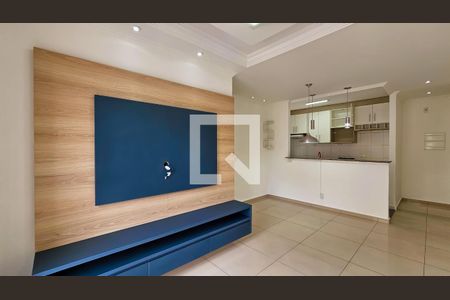 Sala de apartamento para alugar com 2 quartos, 61m² em Jardim Tupanci, Barueri