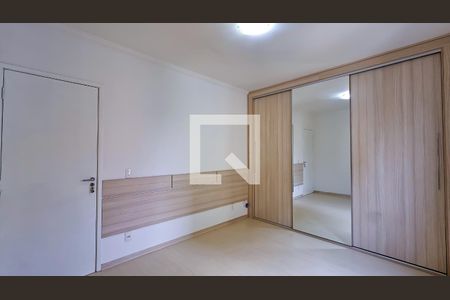 Suíte de apartamento para alugar com 2 quartos, 61m² em Jardim Tupanci, Barueri