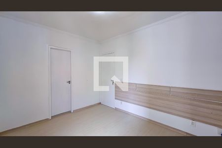 Suíte de apartamento para alugar com 2 quartos, 61m² em Jardim Tupanci, Barueri
