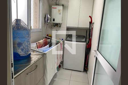 Apartamento à venda com 67m², 3 quartos e 1 vagaÁrea de Serviço