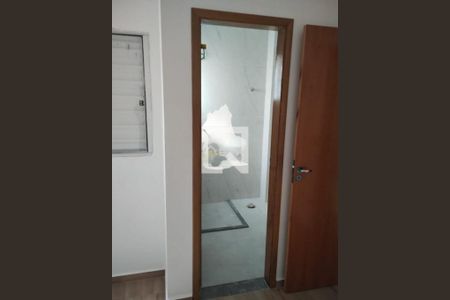 Casa à venda com 70m², 3 quartos e 2 vagas