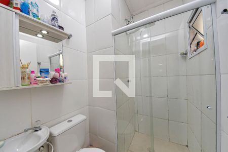 Casa de condomínio à venda com 73m², 3 quartos e 1 vaga Casa de condomínio à venda com 73m², 3 quartos e 1 vagaBanheiro