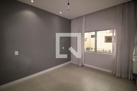 Quarto 1 de apartamento à venda com 2 quartos, 70m² em Tijuca, Rio de Janeiro