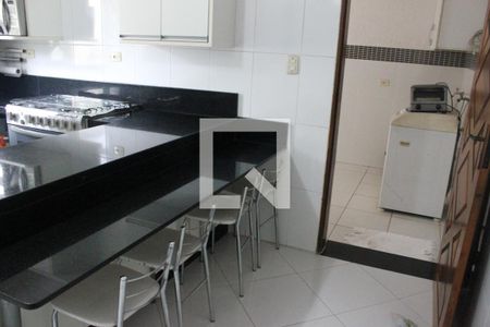 Casa para alugar com 330m², 3 quartos e 3 vagasCozinha