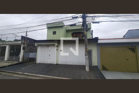 Casa para alugar com 330m², 3 quartos e 3 vagasFachada