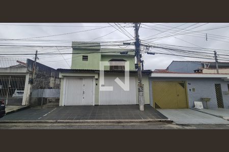 Casa para alugar com 330m², 3 quartos e 3 vagasFachada