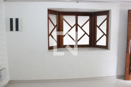 Sala de casa para alugar com 3 quartos, 330m² em Vila Barros, Guarulhos