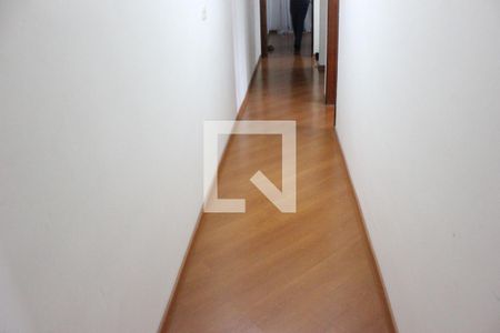 Casa para alugar com 330m², 3 quartos e 3 vagasCorredor dos quartos