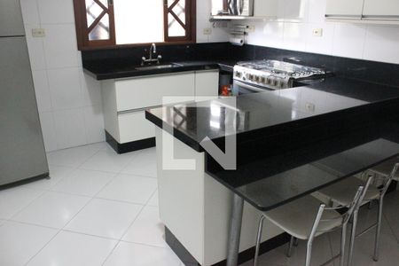 Casa para alugar com 330m², 3 quartos e 3 vagasCozinha