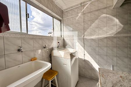 Apartamento para alugar com 55m², 2 quartos e 1 vagaÁrea de Serviço