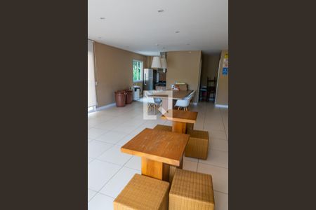 Apartamento para alugar com 49m², 2 quartos e 1 vagaÁrea comum - Salão de festas