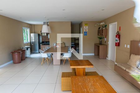 Apartamento para alugar com 49m², 2 quartos e 1 vagaÁrea comum - Salão de festas