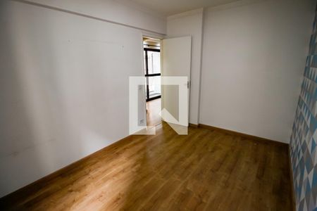 Quarto 1 de apartamento para alugar com 2 quartos, 72m² em Jardim Maria Rosa, Taboão da Serra