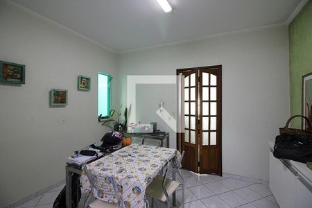 Casa à venda com 171m², 3 quartos e 2 vagasCopa e Cozinha 