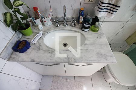 Casa à venda com 171m², 3 quartos e 2 vagasSuíte 1 Banheiro 