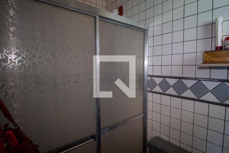 Casa à venda com 250m², 4 quartos e 6 vagasBanheiro Social