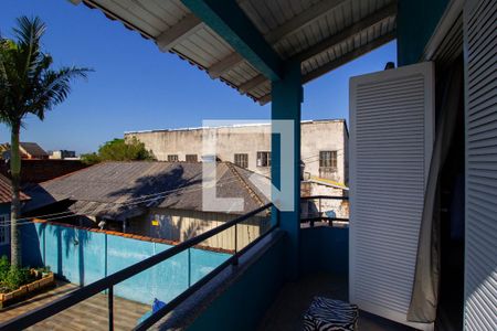 Casa à venda com 250m², 4 quartos e 6 vagasVaranda da Suite