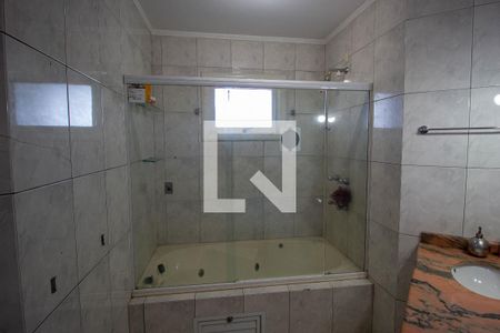 Casa à venda com 250m², 4 quartos e 6 vagasBanheiro