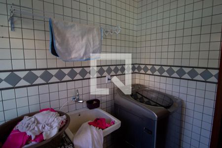 Casa à venda com 250m², 4 quartos e 6 vagasÁrea de Serviço